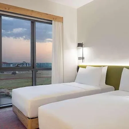 Hampton By Hilton Hotel