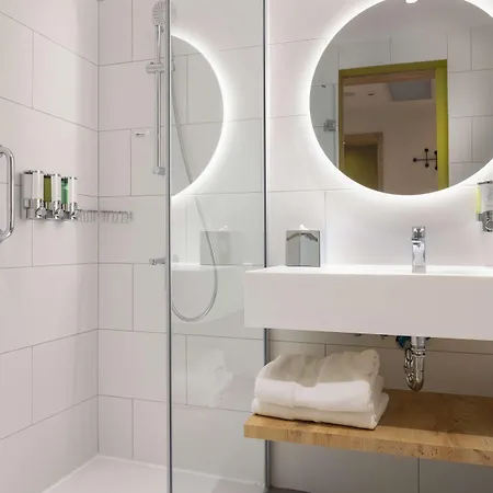 Hampton By Hilton Cerkezkoy Hotel *