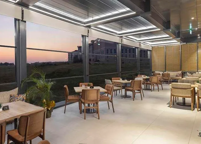 Hampton By Hilton Cerkezkoy Hotel *